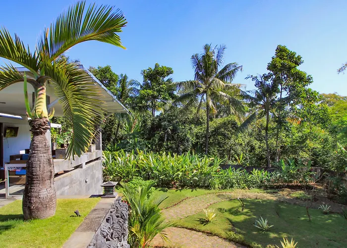 Le Mirage Santai Villa Lovina Beach