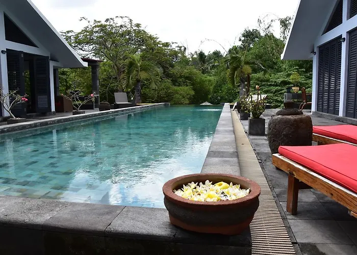 Le Mirage Santai Villa Lovina Beach